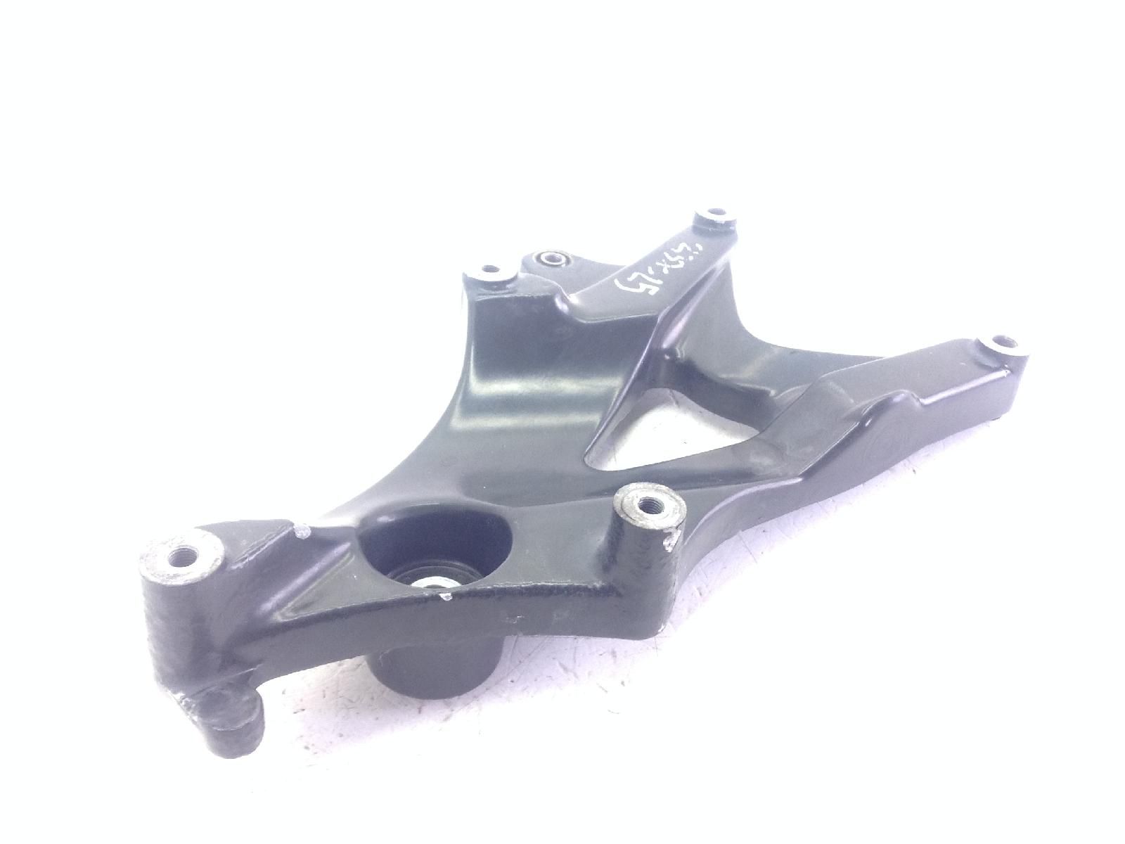 Yamaha xenter hw 150 staffa supporto scarico marmitta 2012 2016 sg231