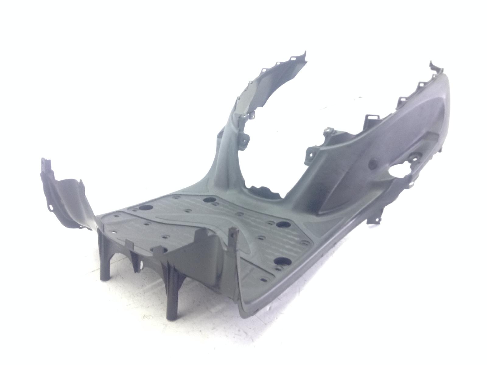 Yamaha xenter hw 150 carena pedana pavimento poggiapiedi 2012 2016 sg231