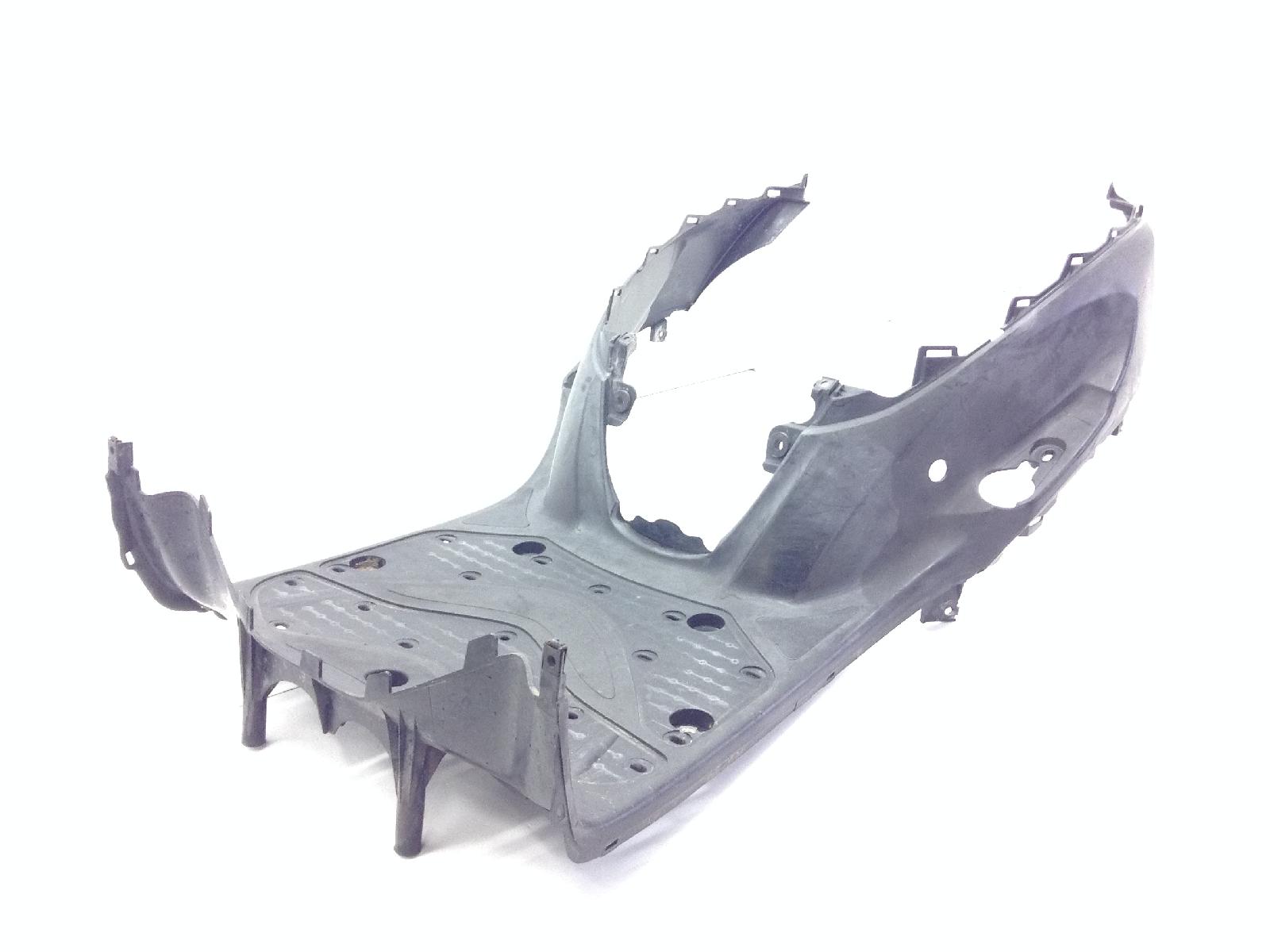 Yamaha xenter hw 150 pedana pavimento poggiapiedi 2012 2016 sg231