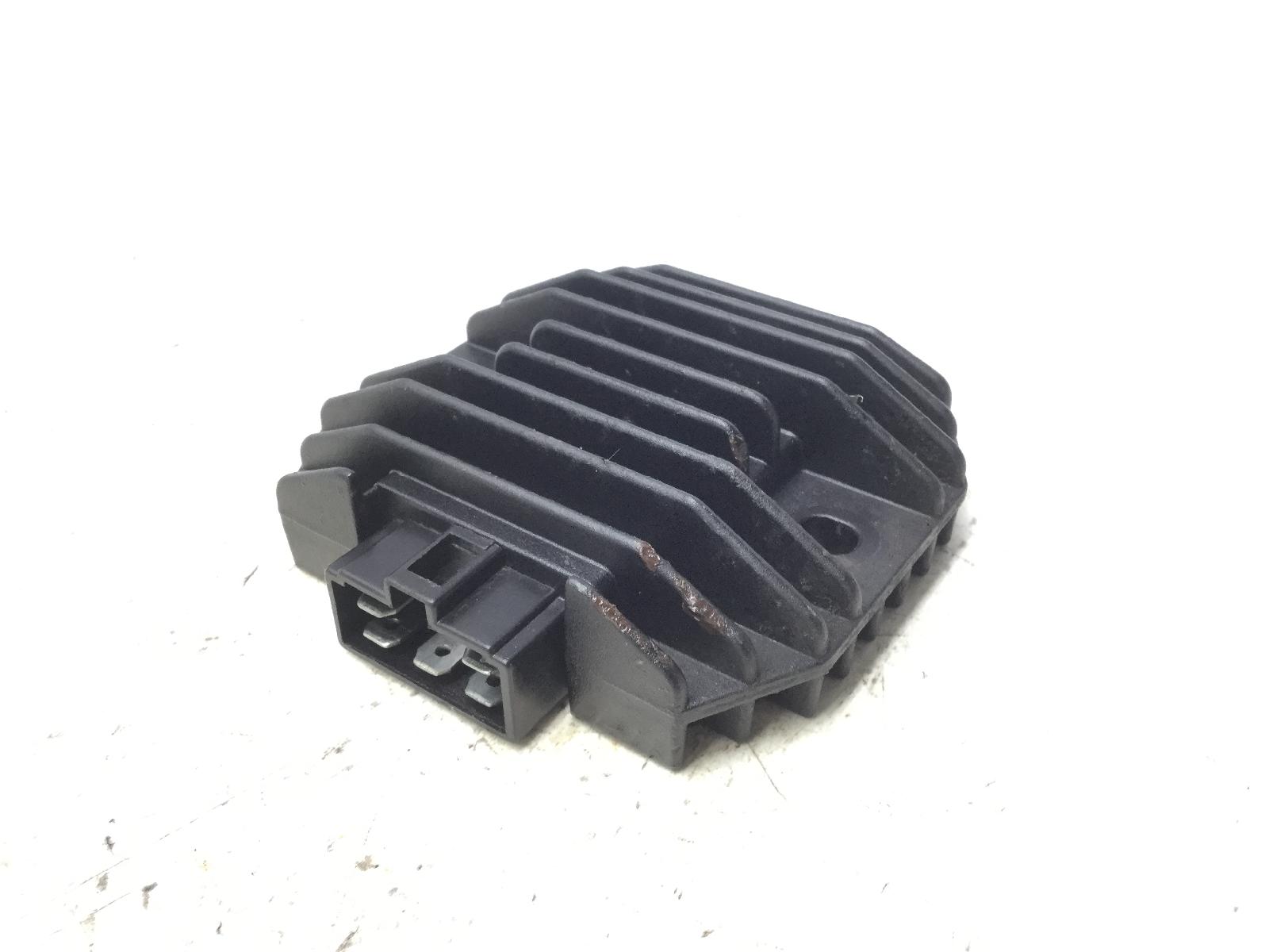 Yamaha xenter hw 150 regolatore di tensione 2012 2016 sg231