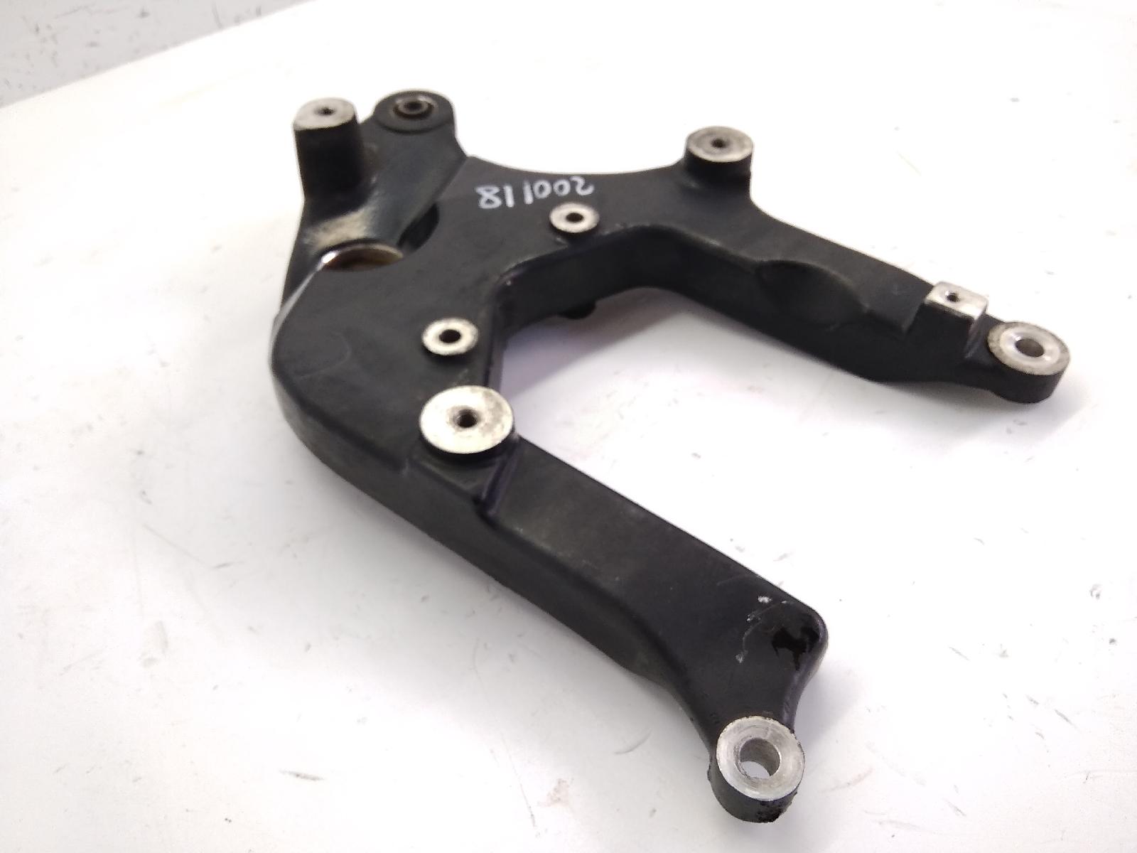 Suzuki burgman 200 staffa supporto scarico marmitta 2011 2012 cd112