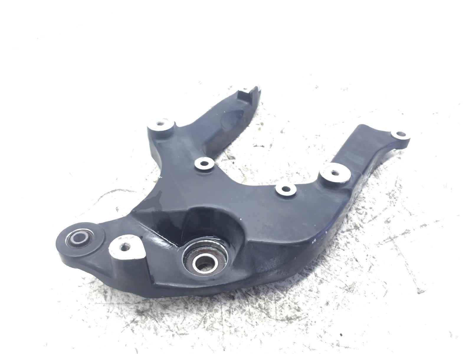 Suzuki burgman 200 staffa supporto scarico marmitta 2011 2012 cd112
