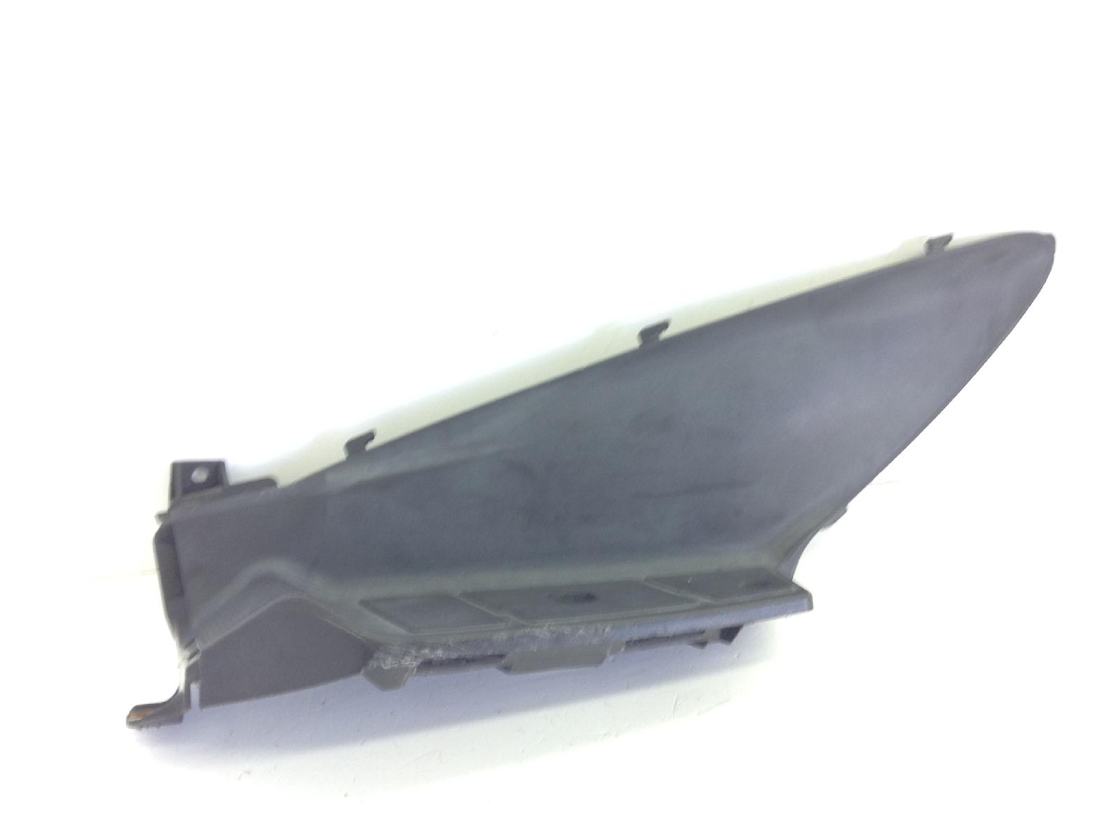 Suzuki burgman 200 carena pedana poggiapiedi posteriore sinistra 2011 2012 cd112