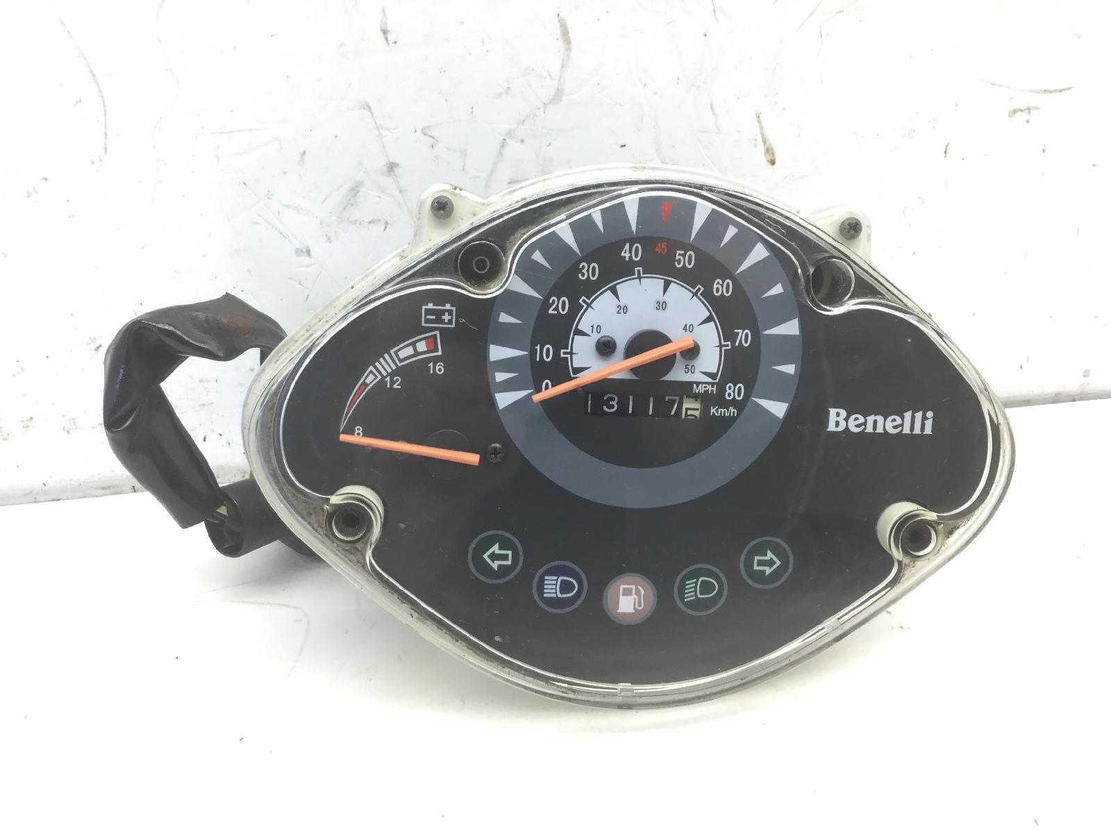 Benelli pepe 4t 50 strumentazione contachilometri gruppo strumenti 2012 2013 np400-np200