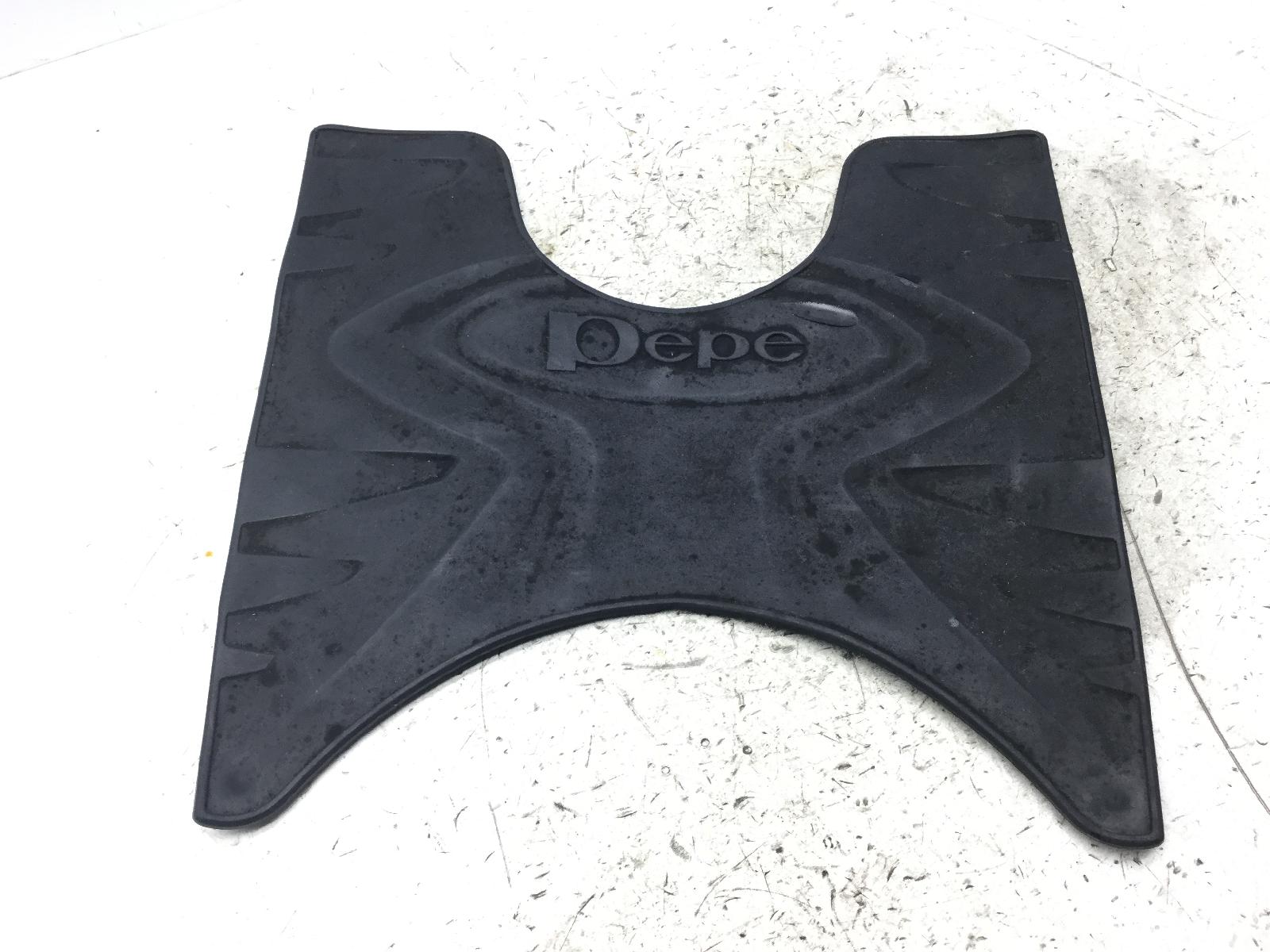 Benelli pepe 4t 50 tappetino pedana pavimento 2012 2013