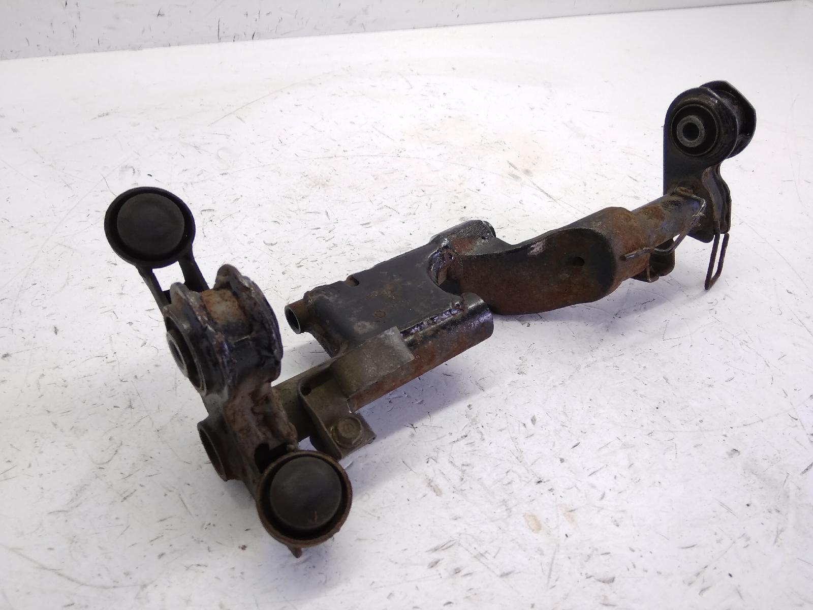 Kymco agility 4t euro 3 r12 125 staffa supporto motore 2006 2008 u62001