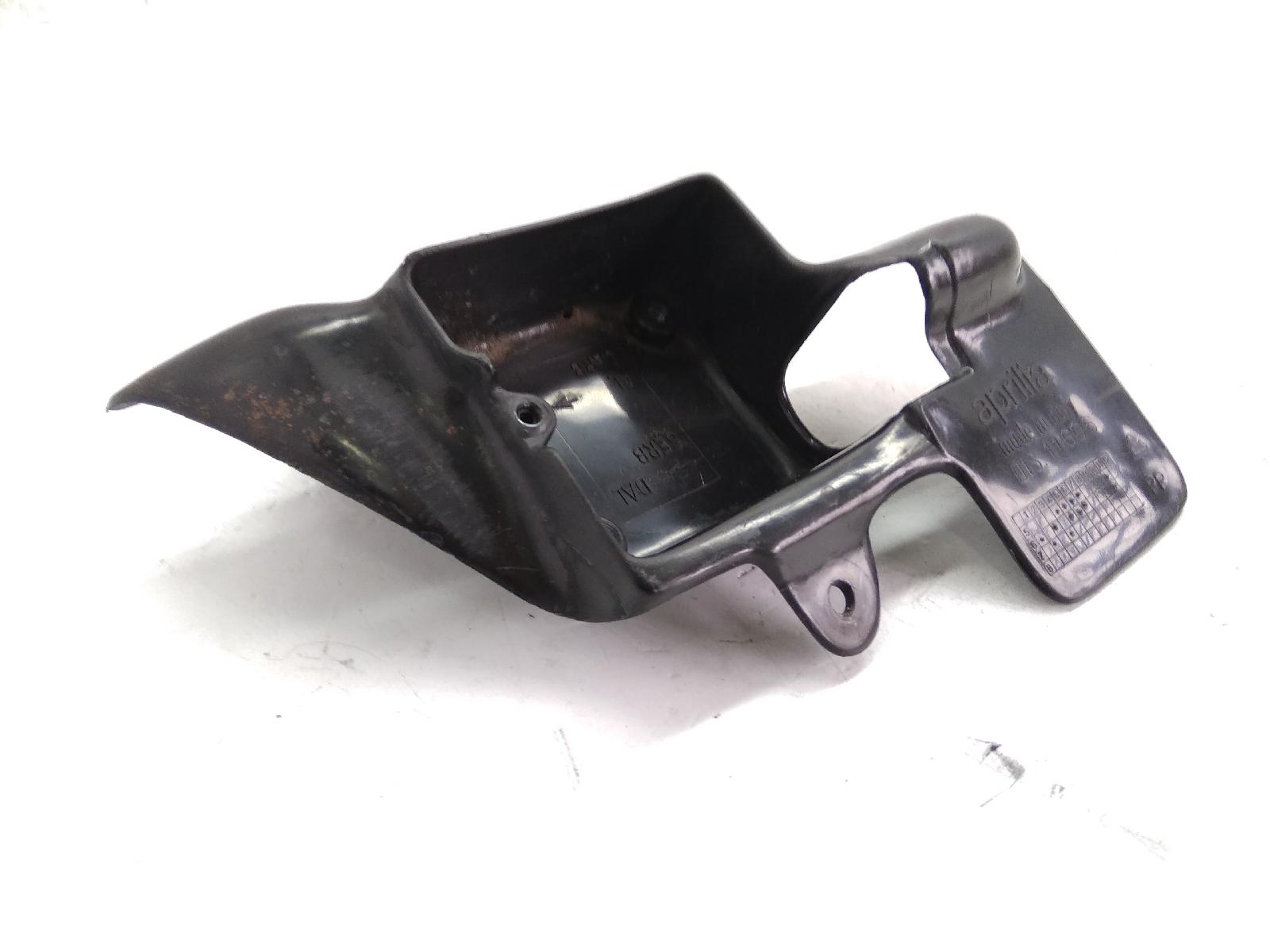 Aprilia gulliver lc 50 carena vano protezione pompa benzina 1996 1998 lh040