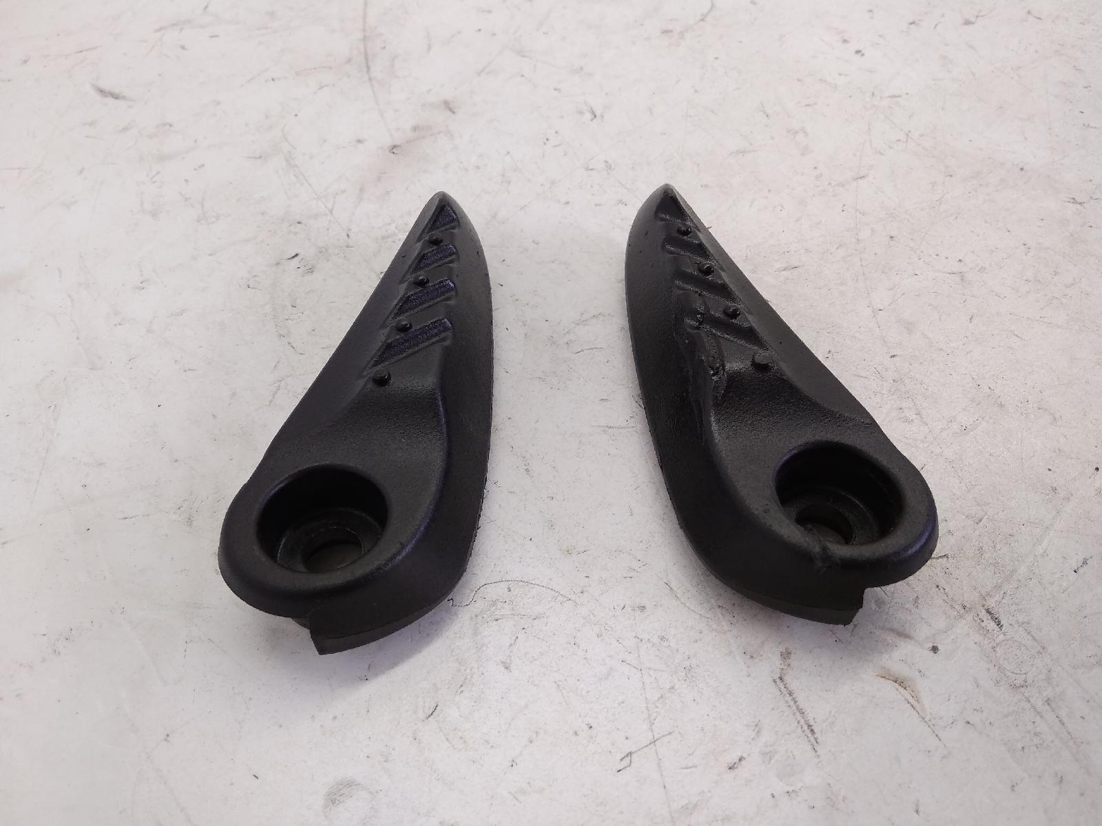 Yamaha neo's 50 coppia pedane posteriori 2012 2016 sa451