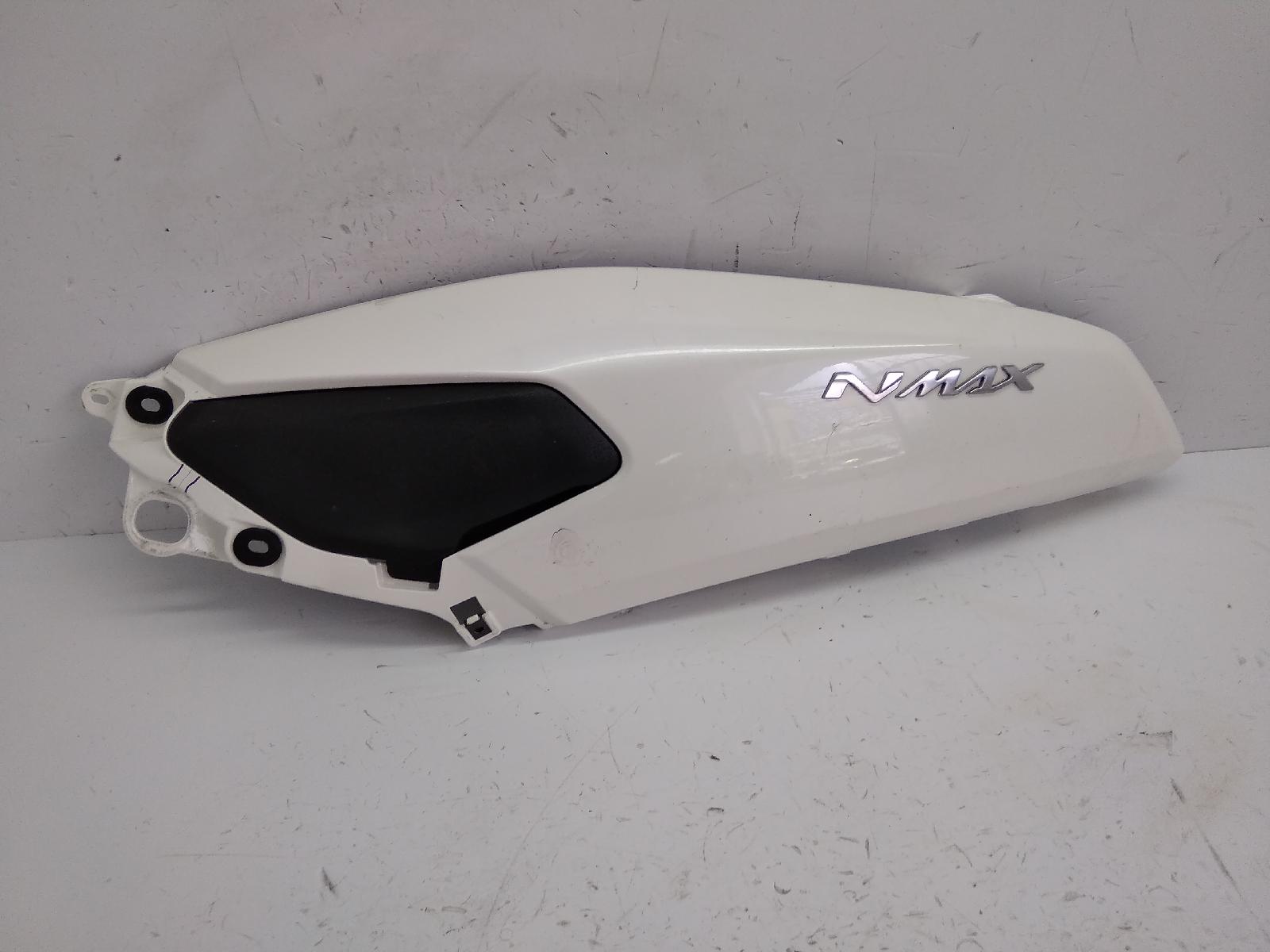 Yamaha n-max gpd125a 125 carena fiancata posteriore sinistra 2 crepe 2015 2015 se931