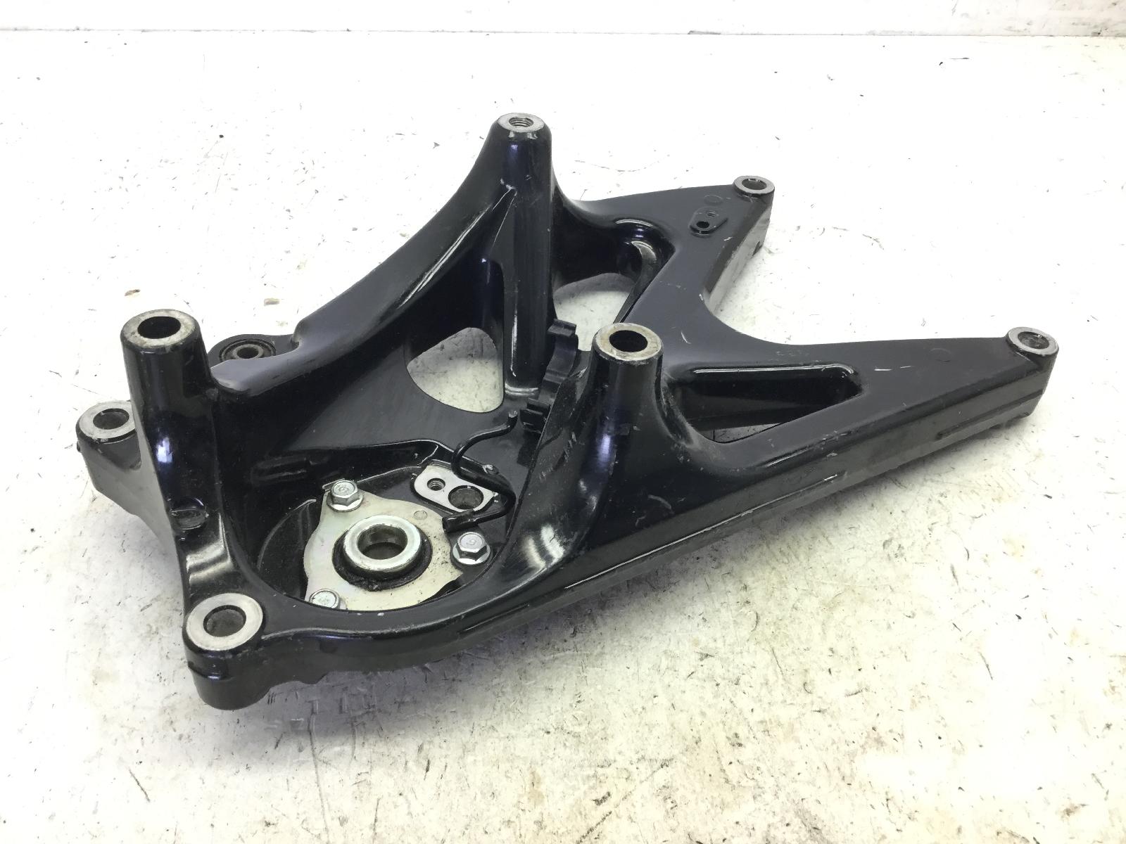 Yamaha n-max gpd125a 125 staffa supporto scarico marmitta 2015 2015 se931