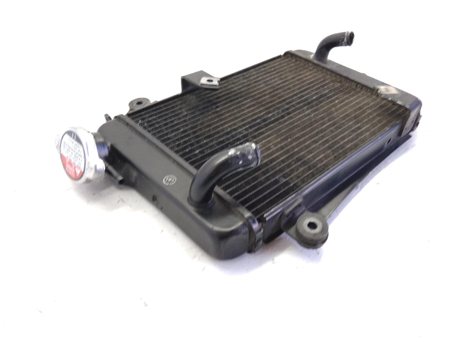 Honda sh sport 300 radiatore e tappo * difetto su imbocco tubo acqua 2008 2008 09f08