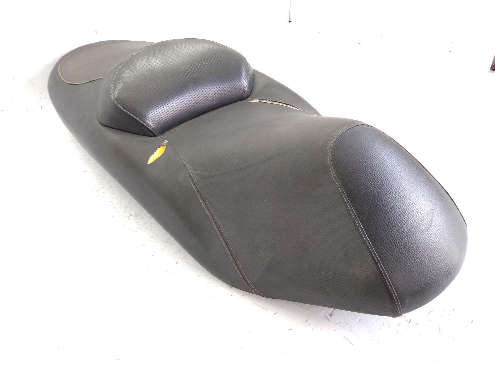 Yamaha x-city vp 125 sella saddle con strappi su fodera 2008 2011 se431