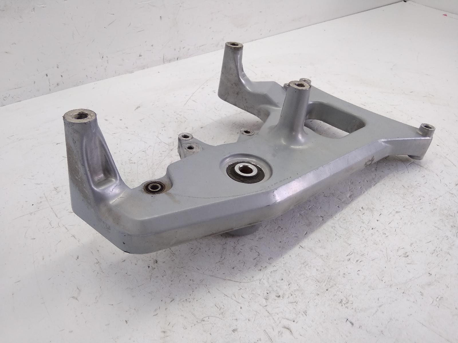 Yamaha x-city vp 125 staffa supporto scarico marmitta 2008 2011 se431