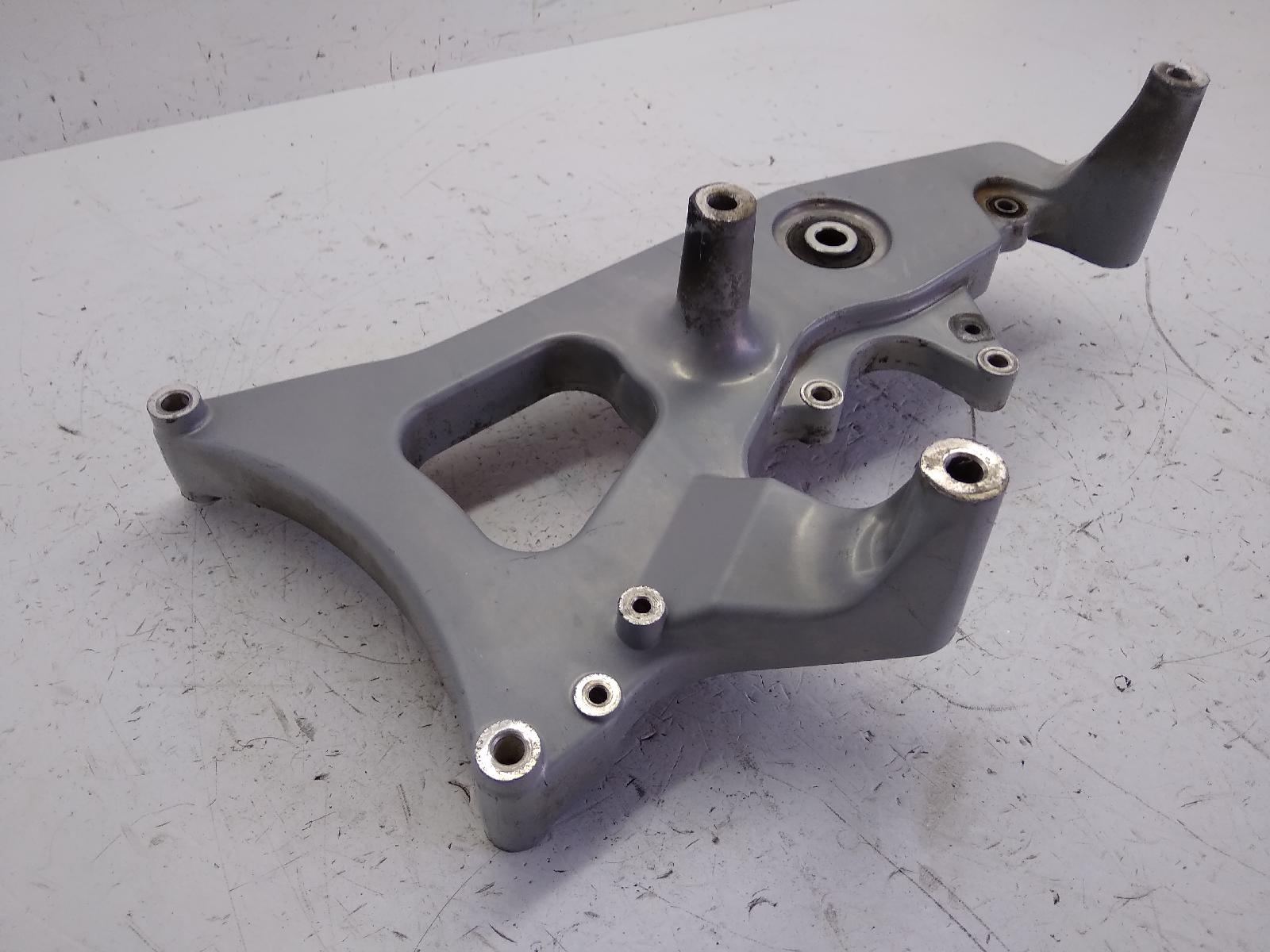 Yamaha x-city vp 125 staffa supporto scarico marmitta 2008 2011 se431