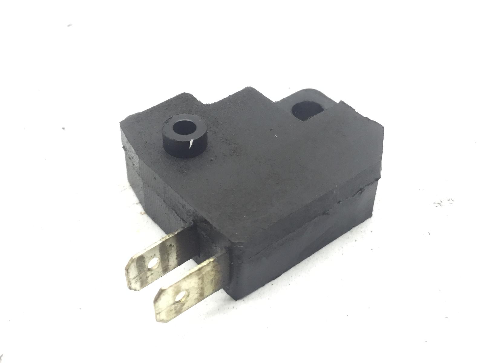 Kymco agility 4t r12 125 sensore stop microstop freno anteriore destro 2006 2006 u62000