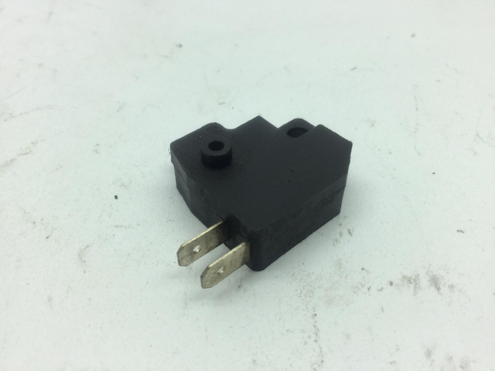 Kymco agility 4t r12 125 sensore stop microstop freno anteriore destro 2006 2006 u62000
