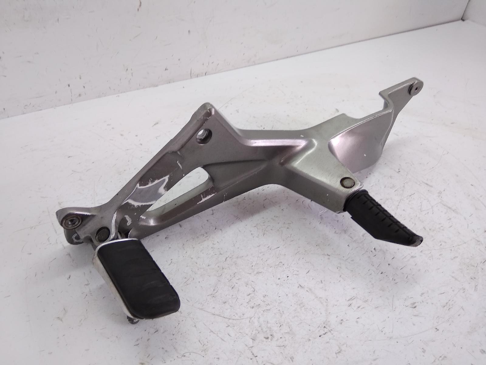 Honda deauville nt 650 pedane sinistre e supporto 1998 2005 rc52e