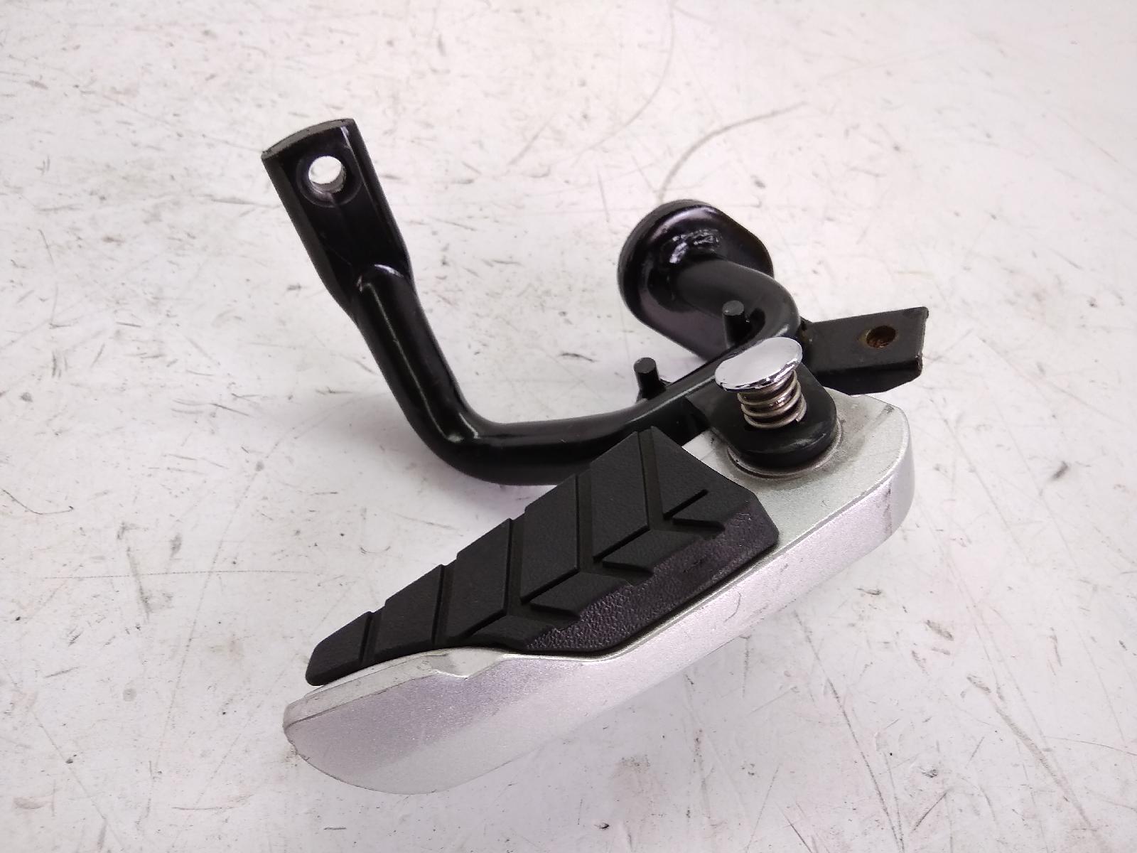 Sym joymax i 250 pedana posteriore destra e supporto 2007 2008 rfglm25wy8s