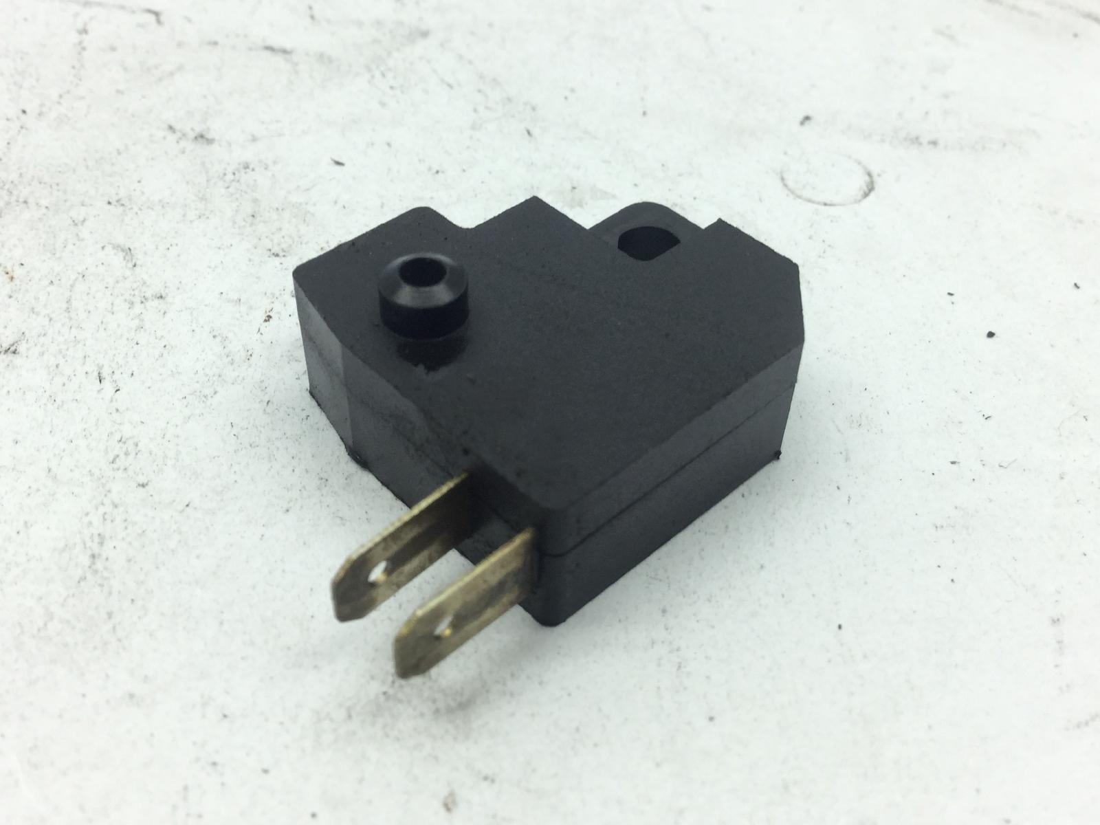Keeway outlook 150 sensore stop microstop freno anteriore destro 2007 2007 lbbt131128b