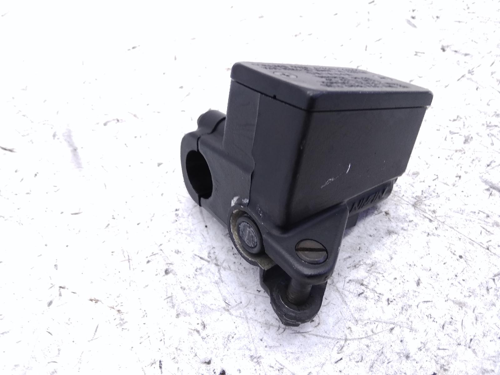 Suzuki gsx-f fw k3 600 pompa freno anteriore destra e sensore 1998 2003 aj111