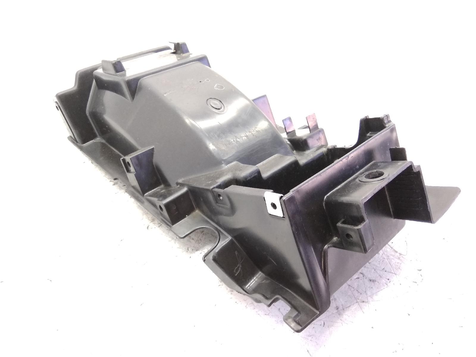 Kawasaki zzr e7 e9 600 parafango posteriore interno sottocoda 1999 2000 zx600eea