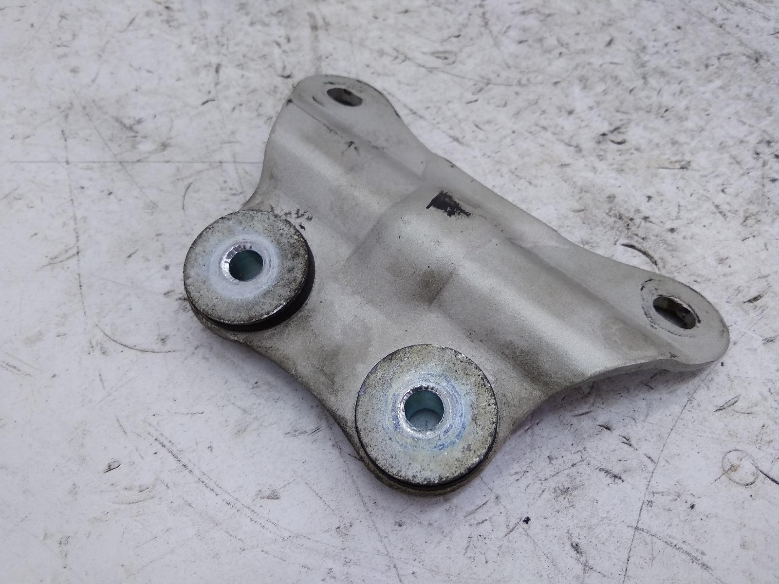 Kawasaki zzr e7 e9 600 staffa supporto anteriore serbatoio benzina 1999 2000 zx600eea