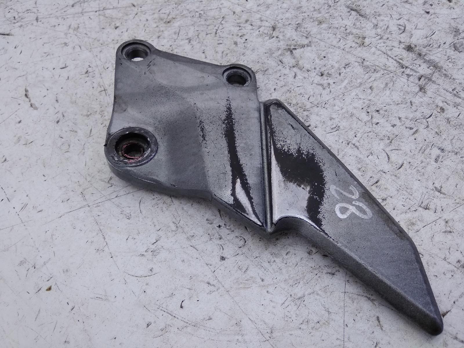 Kawasaki zzr d2 d3 600 supporto pedana anteriore sinistro 1991 1992 zx600d