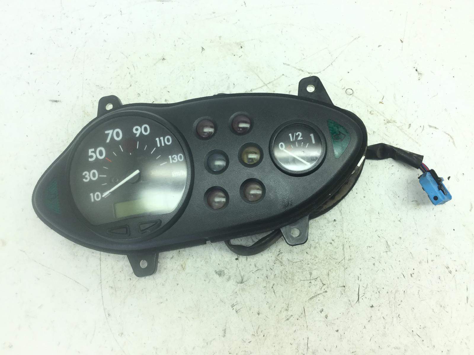 Bmw c1 200 strumentazione contachilometri tachimetro 2001 2002 wb10192a01yb