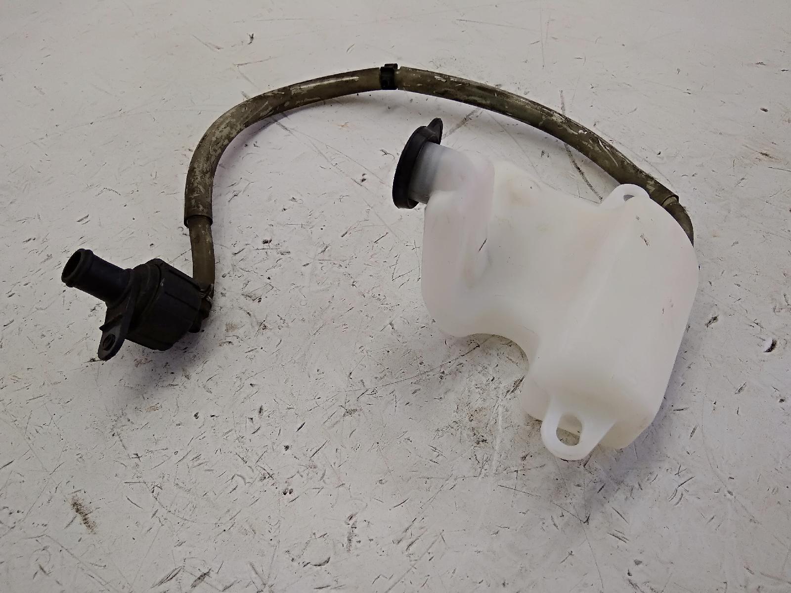 Yamaha x-max yp r 125 vaso espansione e tappo radiatore con tubo 2010 2012 se541