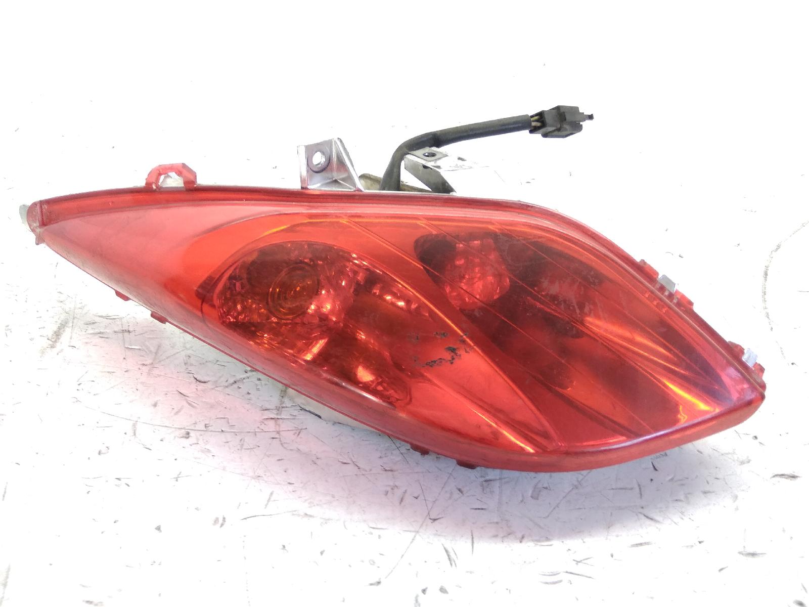 Yamaha x-max yp r 125 faro fanale posteriore sinistro 2010 2012 se541