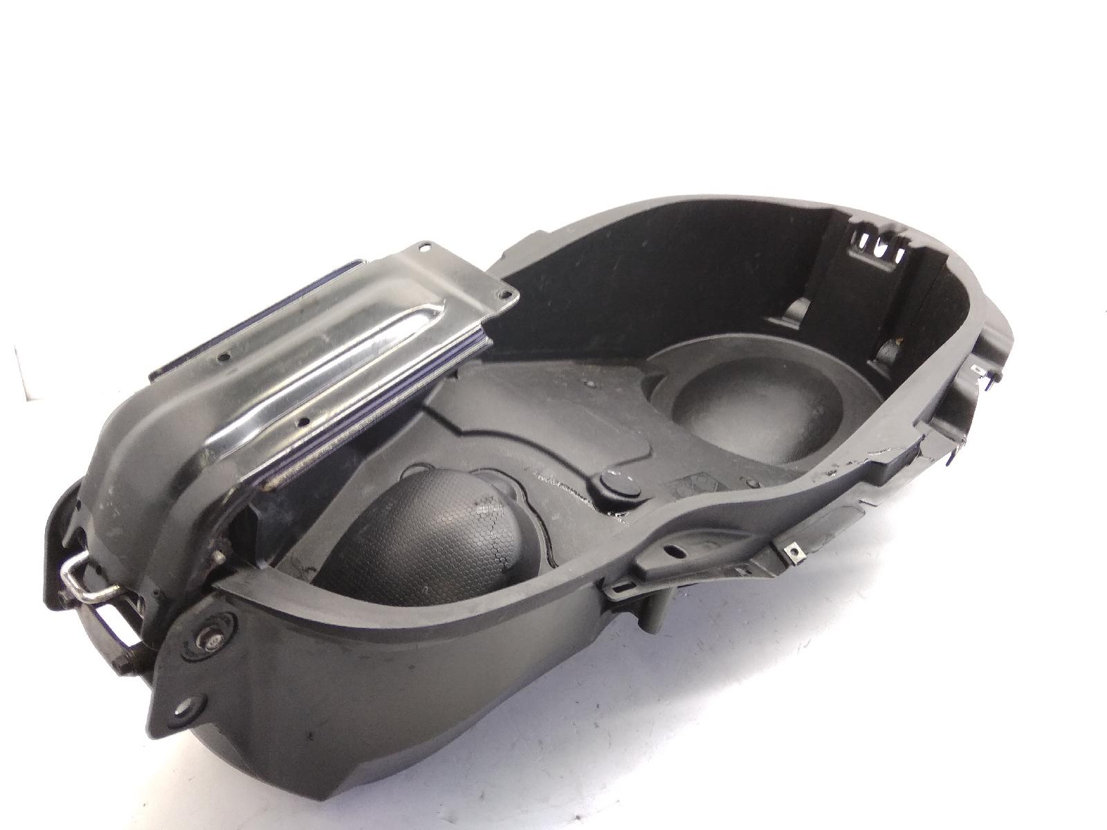 Yamaha x-max yp r 125 carena vano sottosella 2010 2012 se541