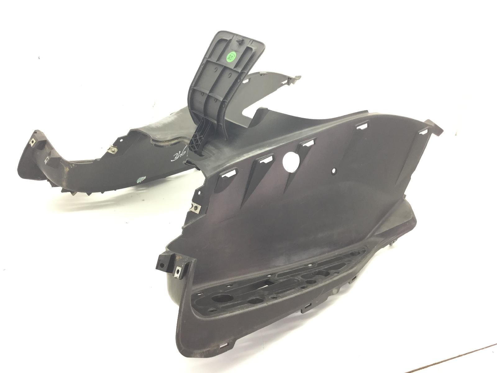 Yamaha x-max yp r 125 carena pedana pavimento poggiapiedi 2010 2012 se541