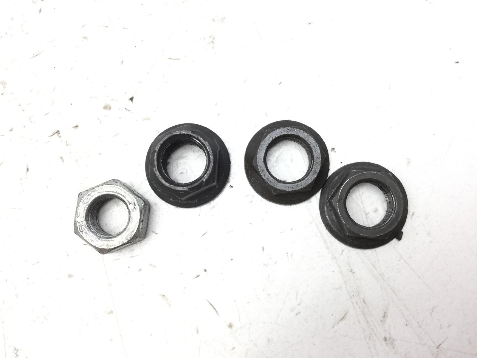 Yamaha x-max yp r 125 kit 4 dadi bulloni ingranaggi puleggia trasmissione 2010 2012 se541