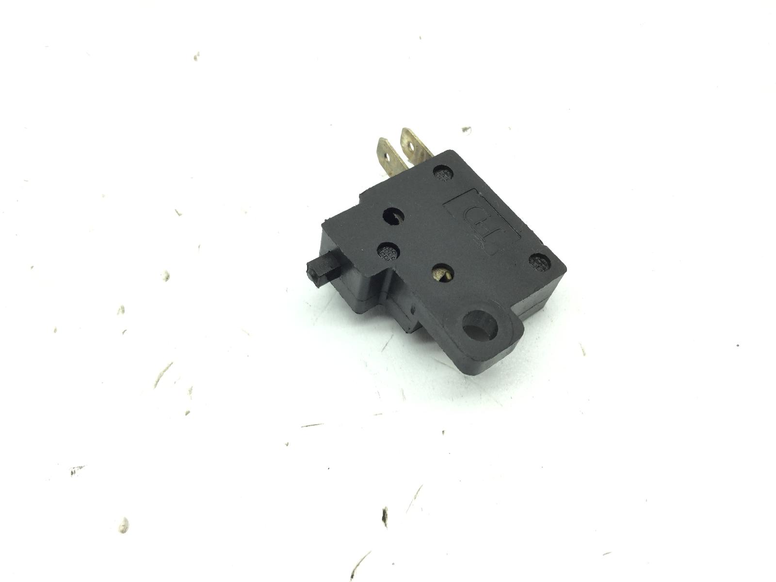 Kymco like i 200 sensore stop freno anteriore destro 2009 2011 d21000