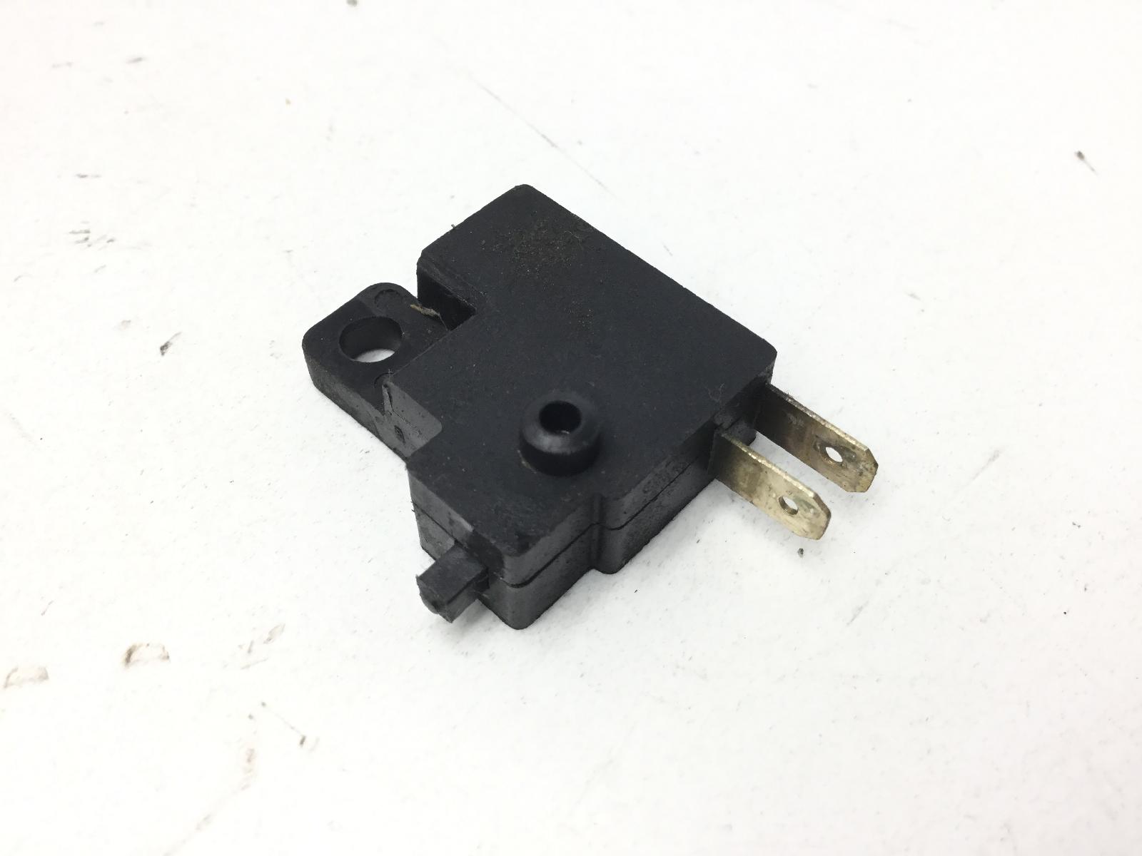 Kymco like i 200 sensore stop microstop pulsante freno anteriore 2009 2011 d21000