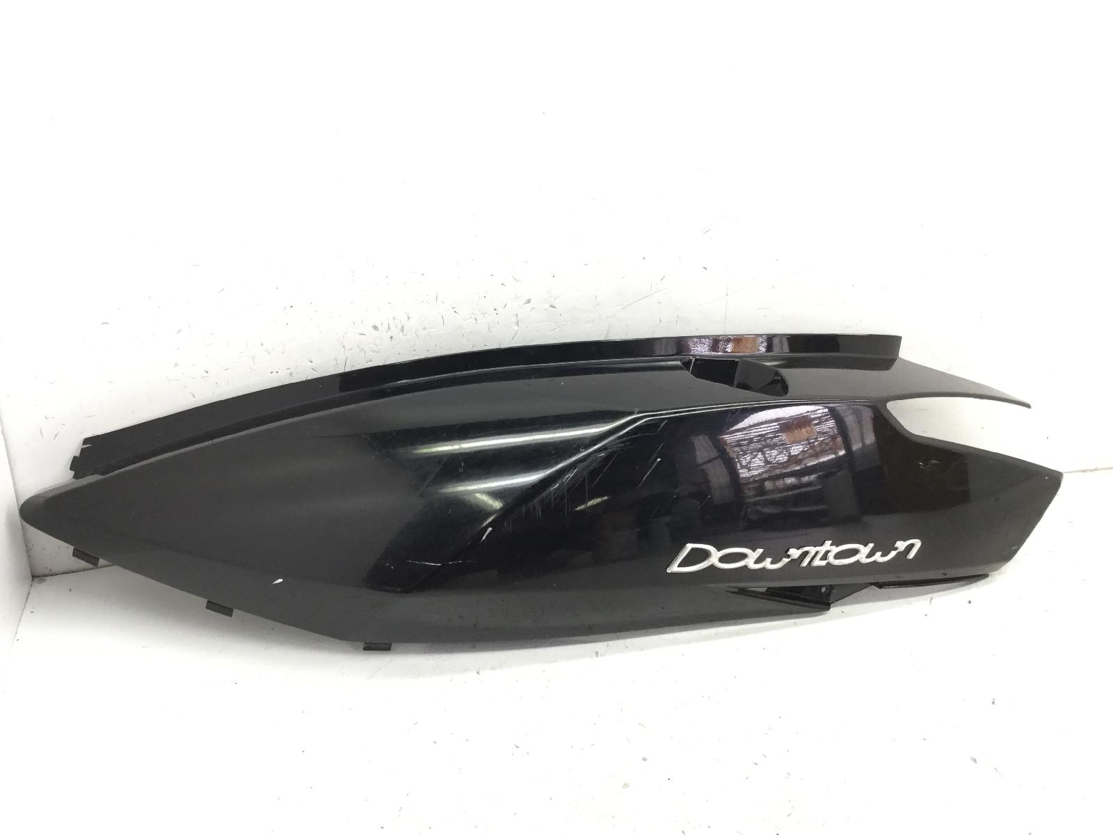 Kymco downtown i 300 carena fiancata posteriore sinistra - attacco rotto 2011 2011 v20020