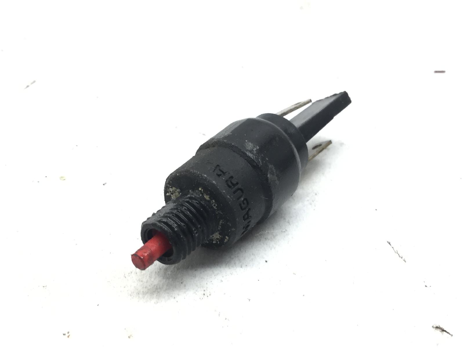 Piaggio x10 4t 4v ie euro 3 125 sensore stop microstop freno anteriore dx 2012 2015 m76101