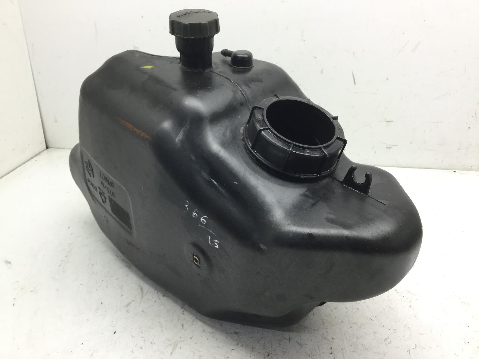 Piaggio x10 4t 4v ie euro 3 125 serbatoio benzina carburante e tappo 2012 2015 m76101