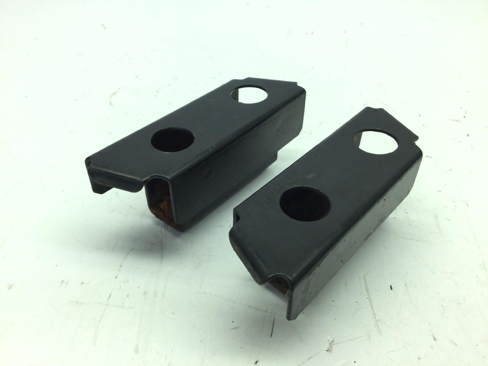 Piaggio hexagon lxt 2t 180 coppia supporti pedane poggiapiedi 1998 1999 m0600