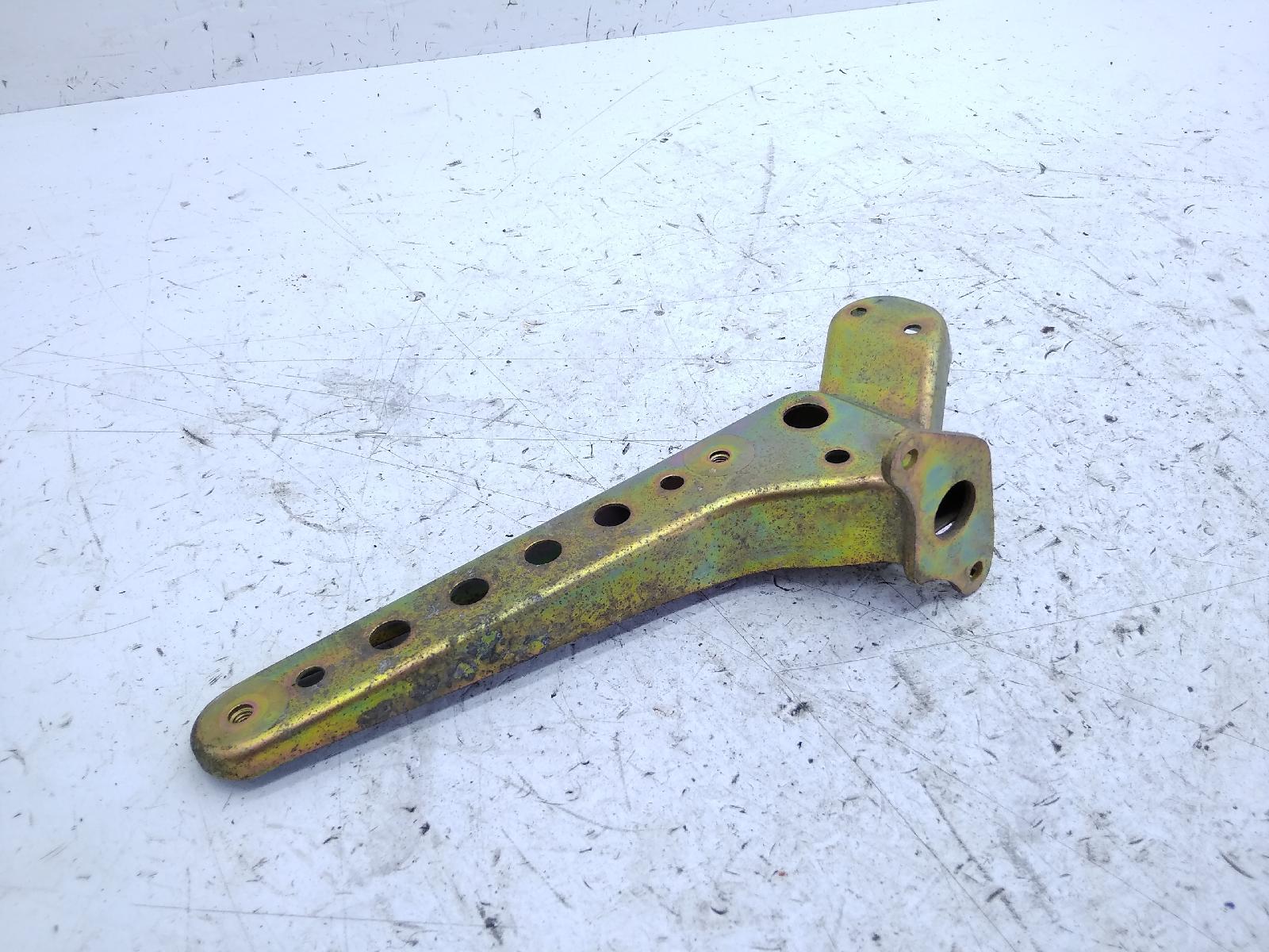 Suzuki burgman type s an 400 supporto pedana posteriore sinistra 2005 2005 bw112