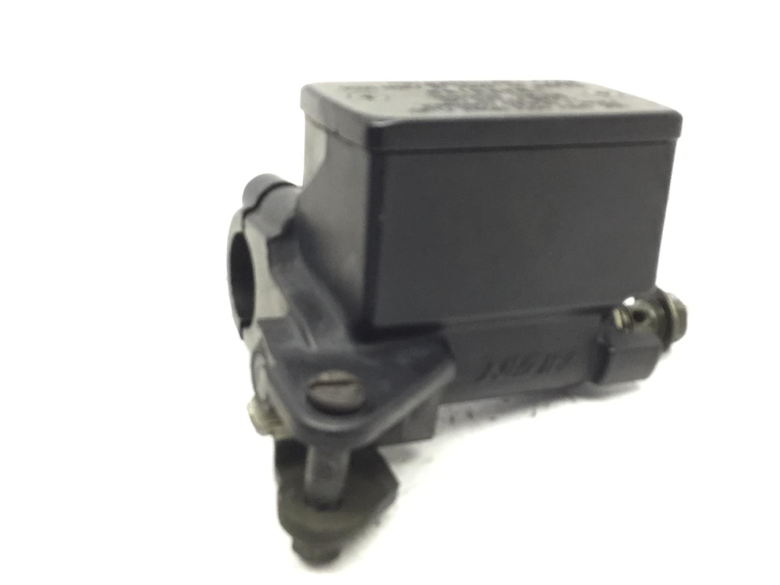 Suzuki burgman k5 an abs 650 pompa freno anteriore destra 2005 2005 bu132