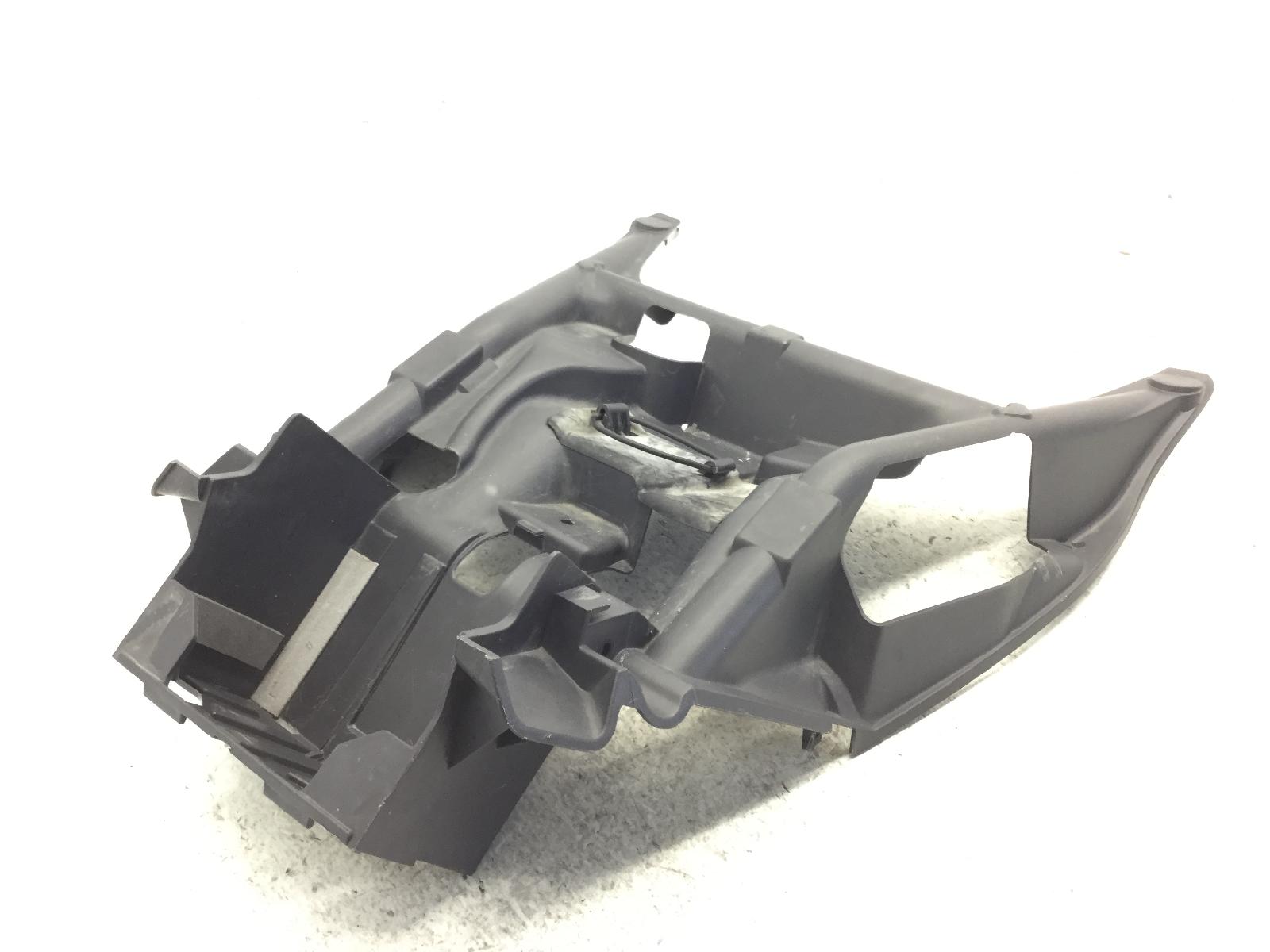 Suzuki burgman k5 an abs 650 carena coperchio e vano batteria - rottura 2005 2005 bu132