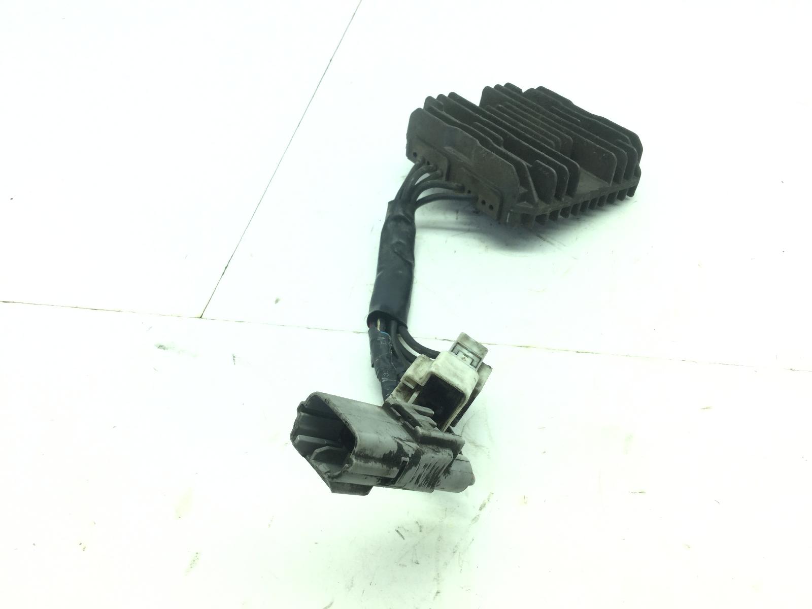 Suzuki burgman k5 an abs 650 regolatore di tensione 2005 2005 bu132