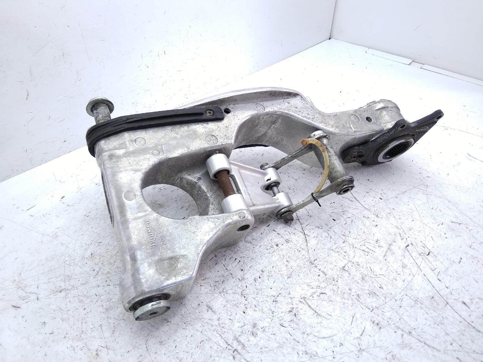 Triumph daytona 955 forcellone posteriore e leveraggio 1997 1997 smtte502lgv
