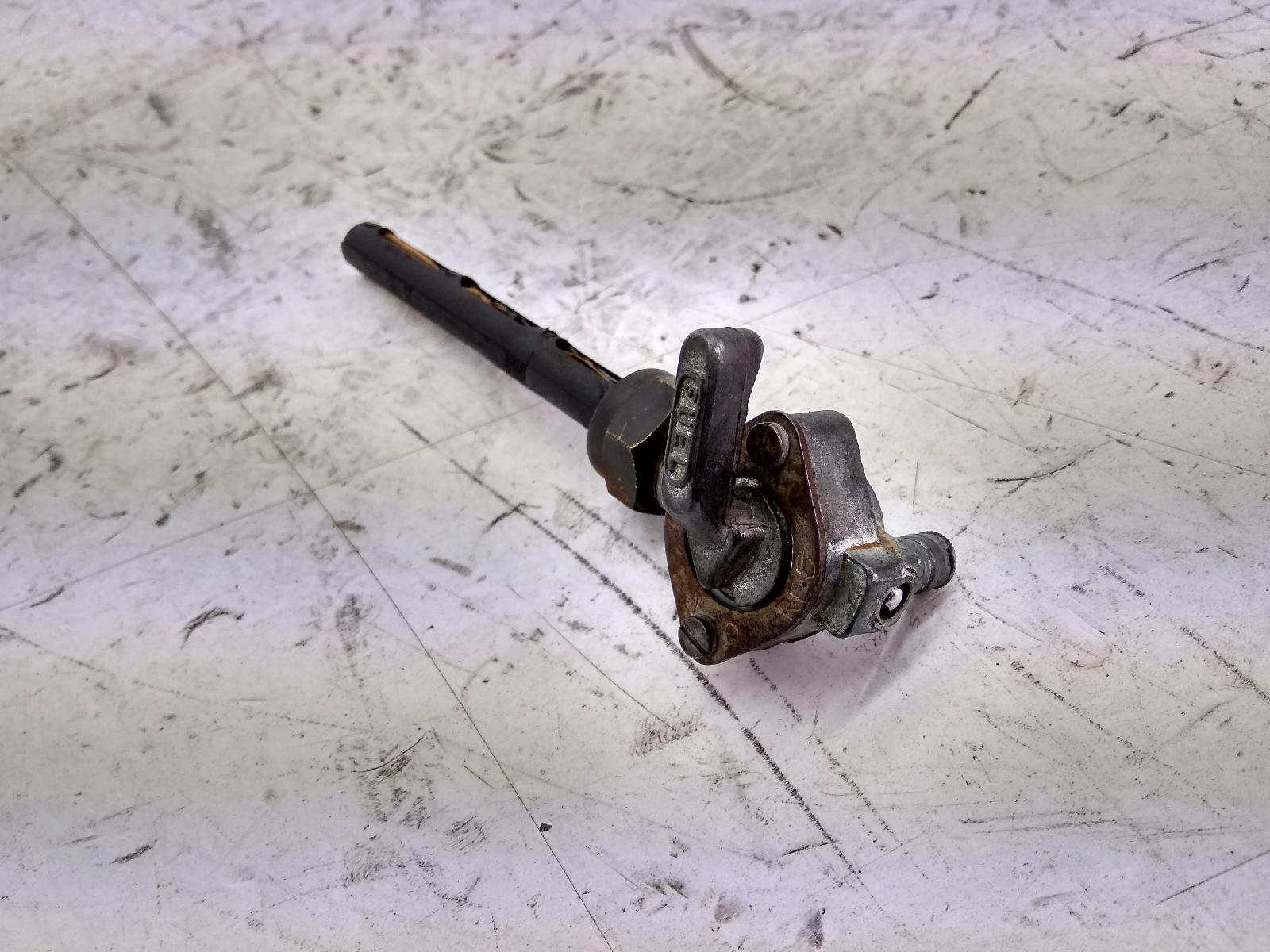 Moto guzzi v35 ae 350 rubinetto serbatoio carburante benzina 1977 1979 pa350