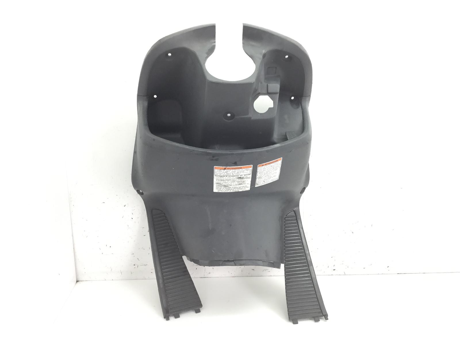 Suzuki ug hokuto 110 carena controscudo retroscudo leggermente deformato 2000 2000 a7111