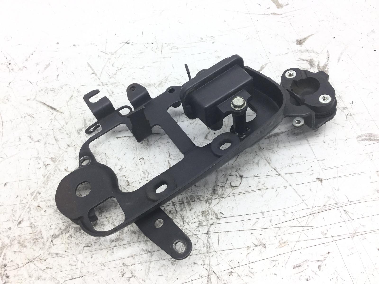 Honda vf c 750 staffa supposto blocchetto chiave 1995 1995 rc43a