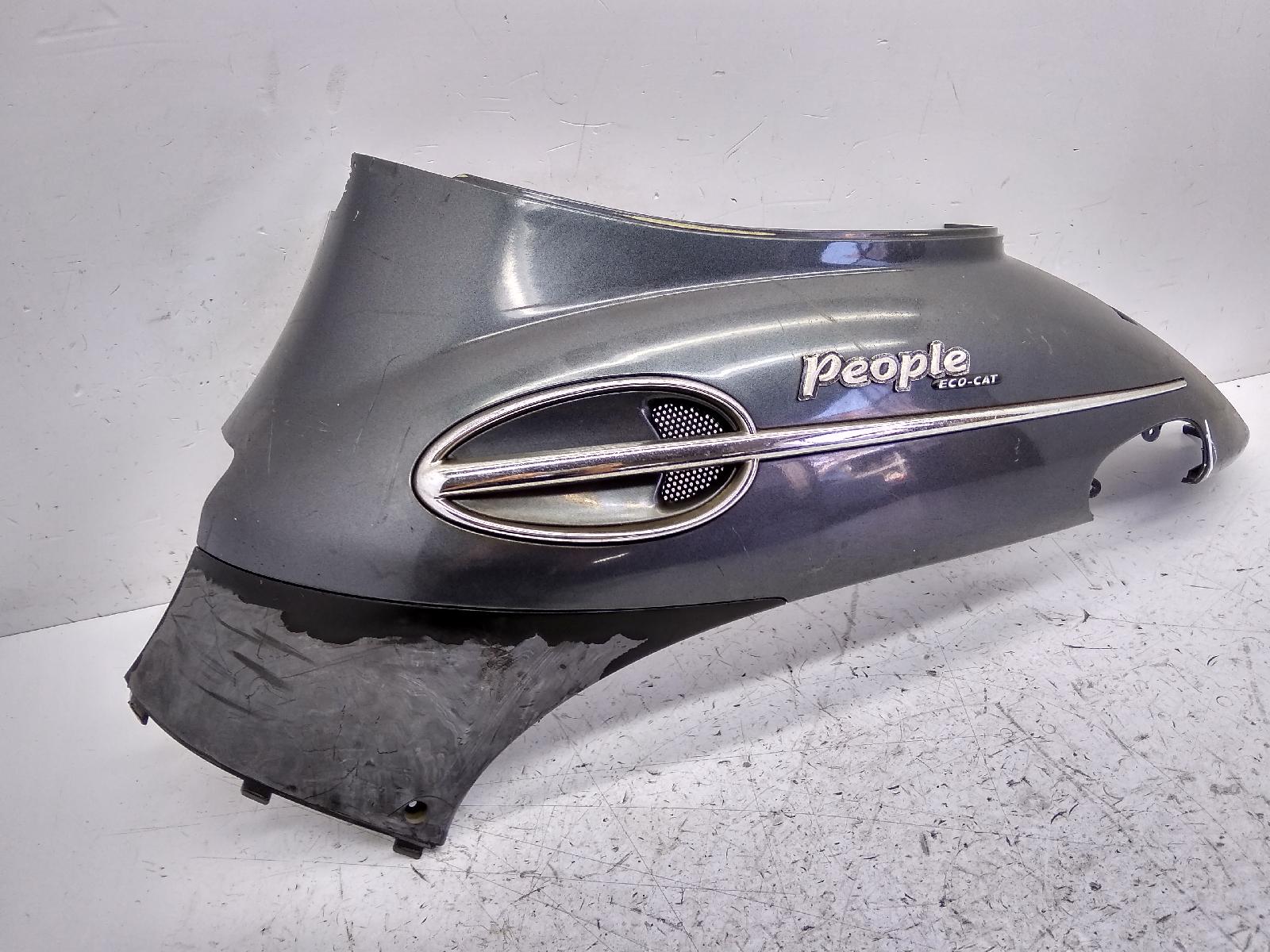 Kymco people 2t 50 carena fiancata posteriore sinistra 2 attacchi rotti 1999 2000 b10001