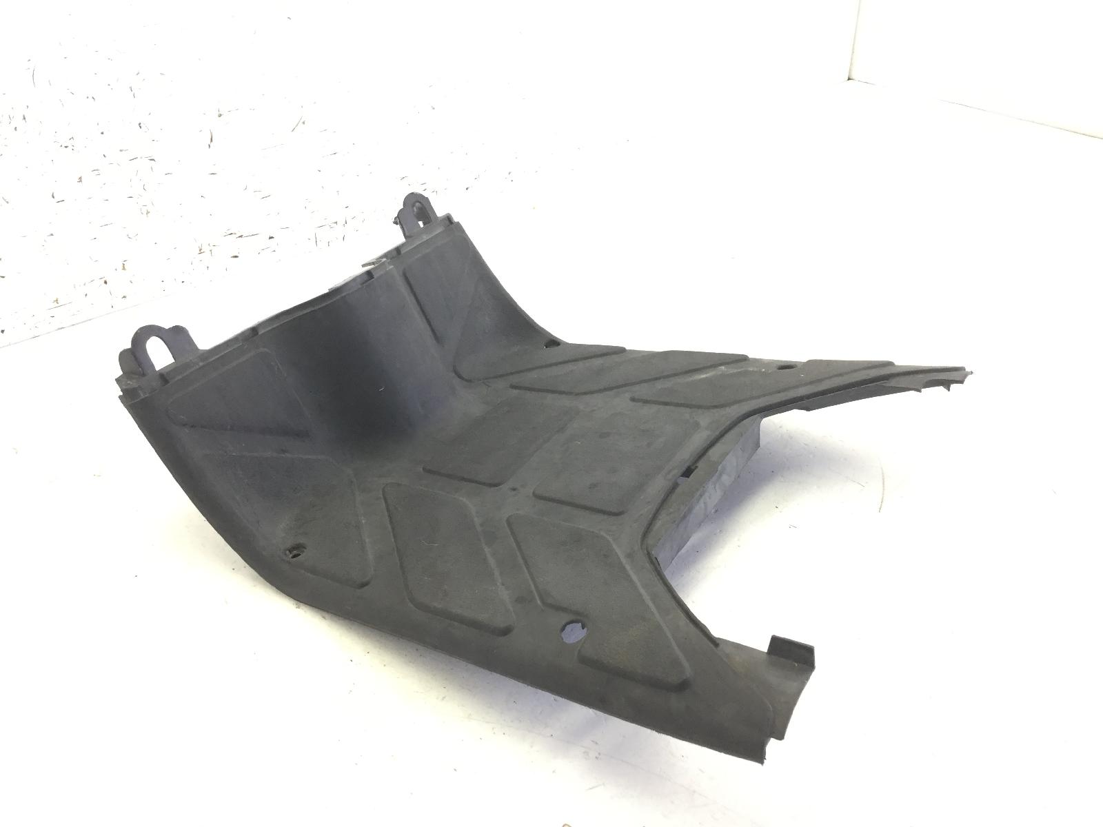 Gilera typhoon 50 carena pavimento pedana poggiapiedi - attacco rotto 1994 1997 tec1t