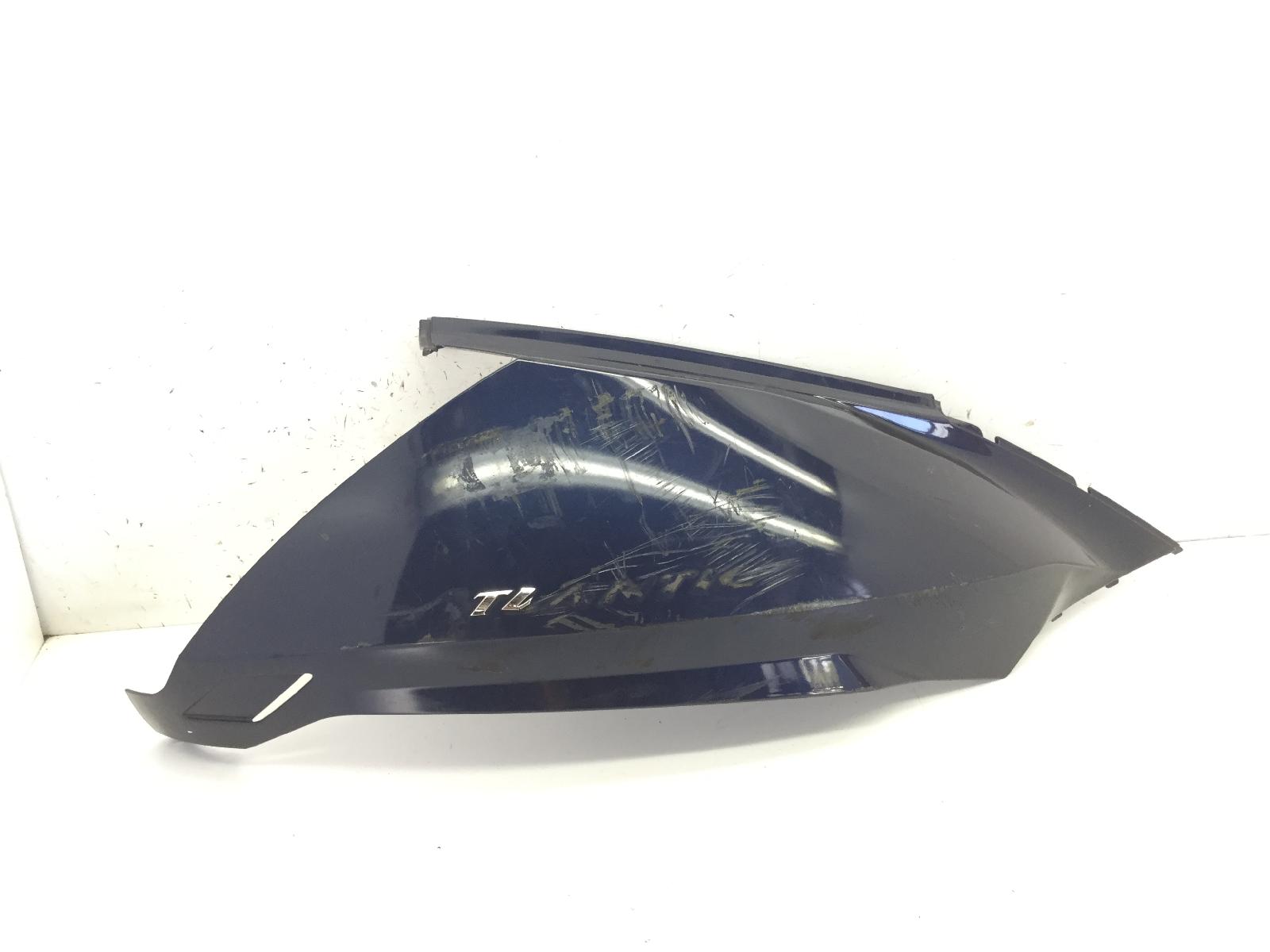 Aprilia atlantic sprint 500 carena fiancata posteriore dx - attacco rotto 2005 2008 vla00